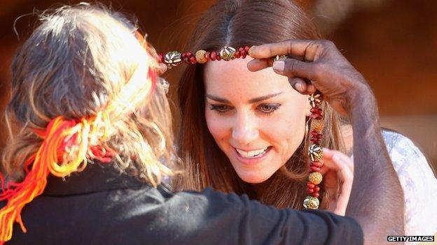 Duchess of Cambridge receiving traditional Aboriginal necklace