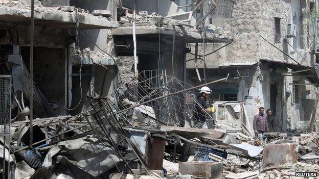 Site of a bombed building in Aleppo (20 April 2014)