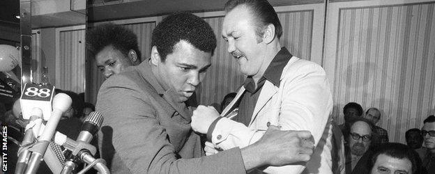 Muhammad Ali and Chuck Wepner