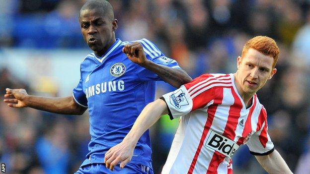 Ramires of Chelsea v Sunderland's Jack Colback