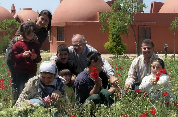 Frans van der Lugt and helpers at Al Ard