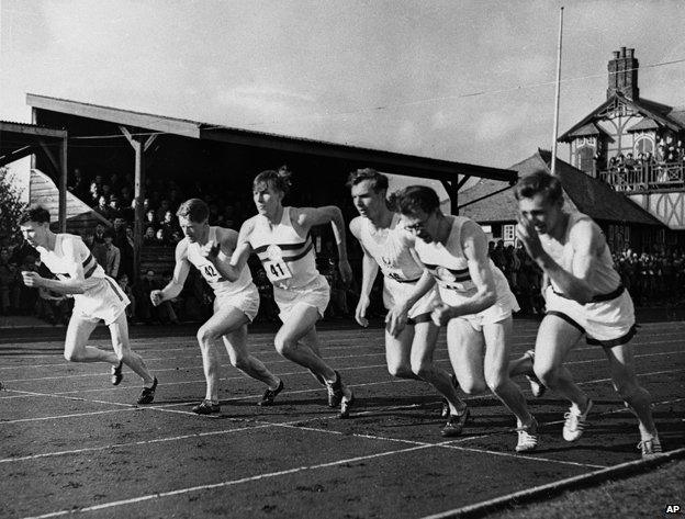 Tom Hulatt (far left), Bannister (third from left), Chataway, (second from left), Brasher (second from right)