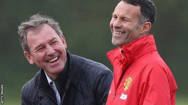 Bryan Robson and Ryan Giggs