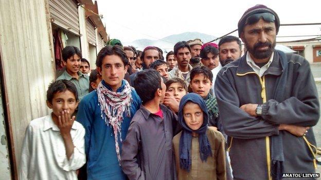 Locals in a bazaar, Saraogha, South Waziristan, April 2014