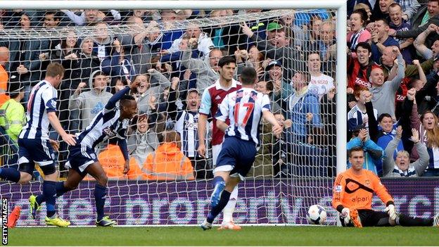 Saido Berahino celebrates