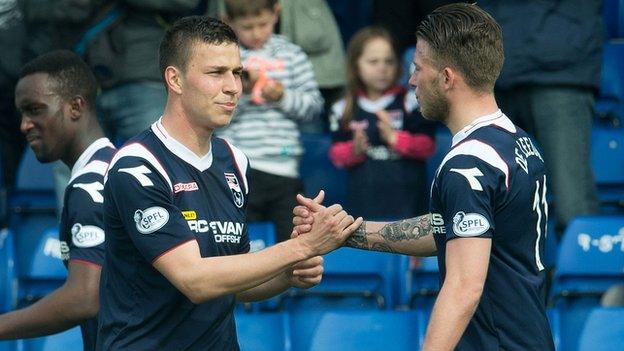 Filip Kiss and Melvin de Leeuw celebrate