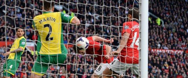 Juan Mata scores for Manchester United