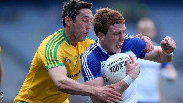 Rory Kavanagh tries to tackle Kieran Duffy in the Division 2 Final