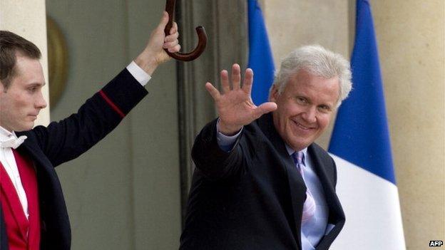 General Electric CEO Jeff Immelt leaves the Elysee palace in Paris