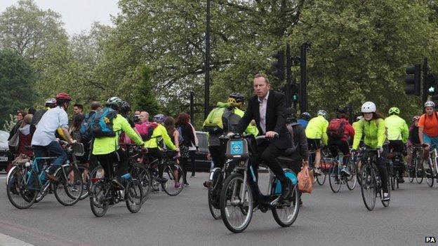 Commuters at Hyde Park Corner on the first day of a 48 hour strike