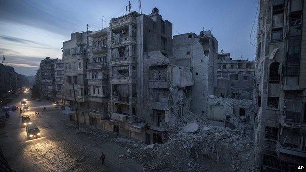 Damaged buildings in the centre of Aleppo (November 2012)