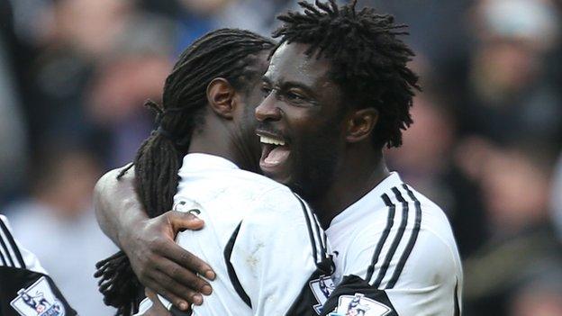 Wilfried Bony is congratulated by Marvin Emnes