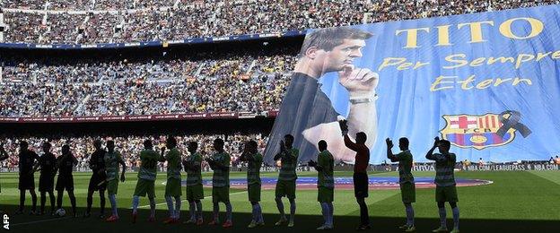 Nou Camp tributes to Tito Vilanova