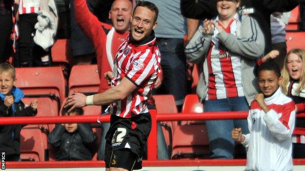 Ben Davies celebrates his winning goal for Sheffield United against Coventry City.