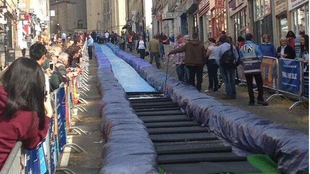 Giant slide, Park St, Bristol