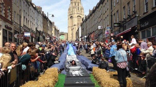 Giant slide, Park St, Bristol