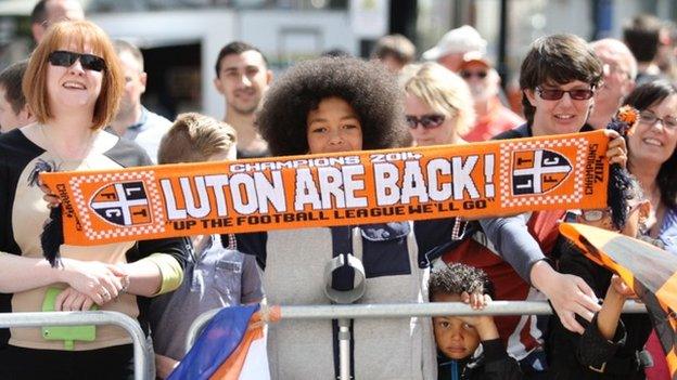 Luton fan