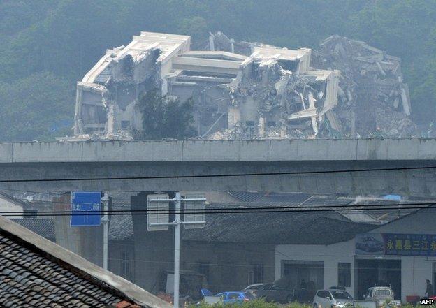 Christian church in Oubei outside Wenzhou (30 April)