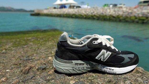 A shoe left at Jindo harbour by relatives of a victim of the ferry disaster