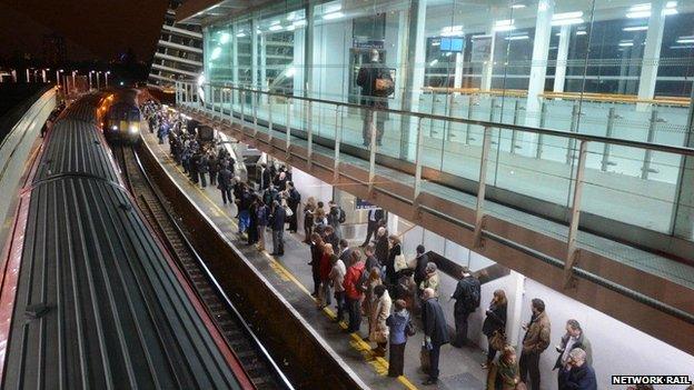 Train at Clapham Junction