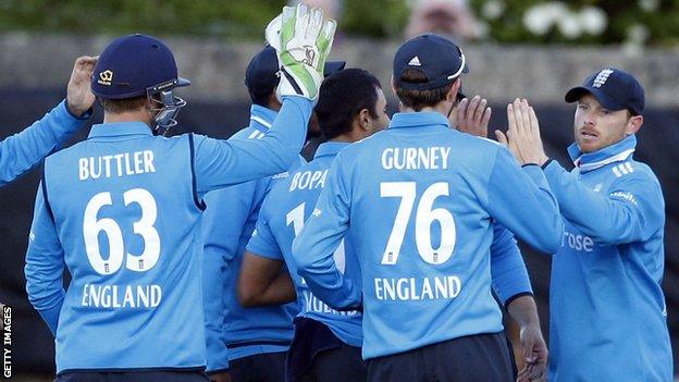 England celebrate v Sotland