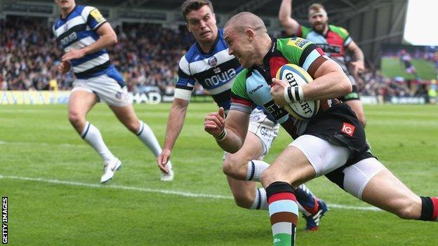 Mike Brown scores for Harlequins