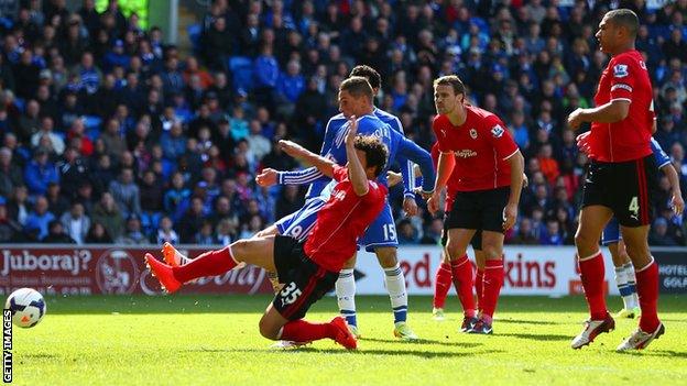 Fernando Torres fires in for Chelsea against Cardiff