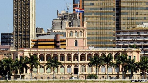 General view of the presidential palace in Asuncion on 25 April, 2014