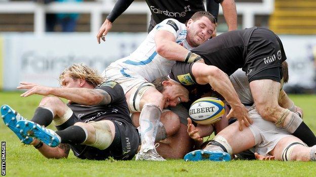 Newcastle Falcons in the ruck