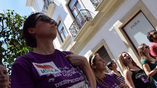 Podemos marchers in Jerez, Spain, 1 May