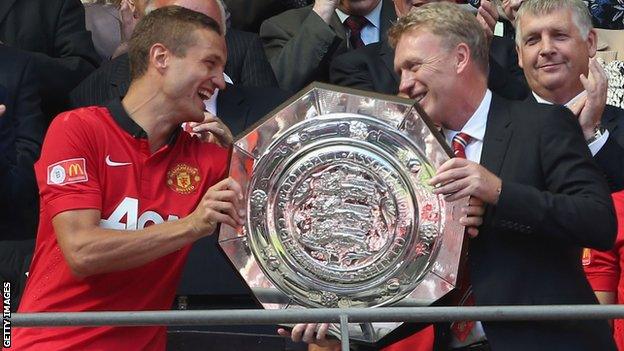 Nemanja Vidic (l) and David Moyes