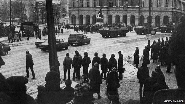 Army vehicles in Warsaw 1981