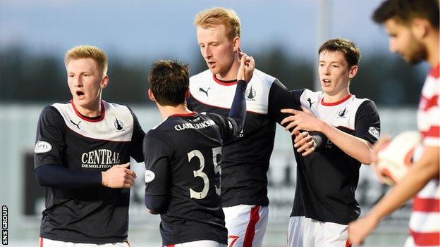 Mark Beck (centre) scored the equaliser for Falkirk