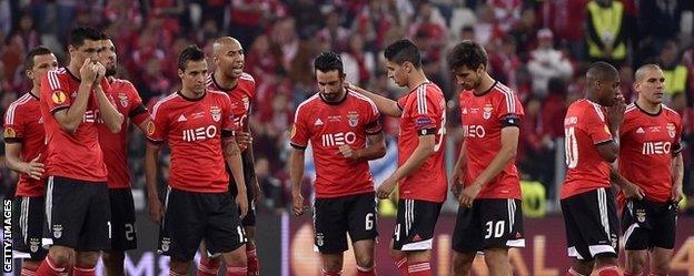 Benfica's players look miserable after defeat