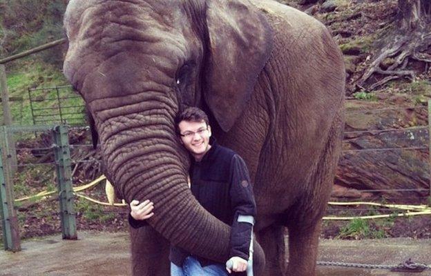 Stephen Sutton and an elephant