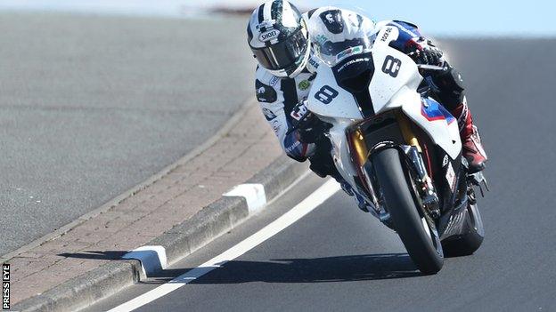 Michael Dunlop during Superbike practice