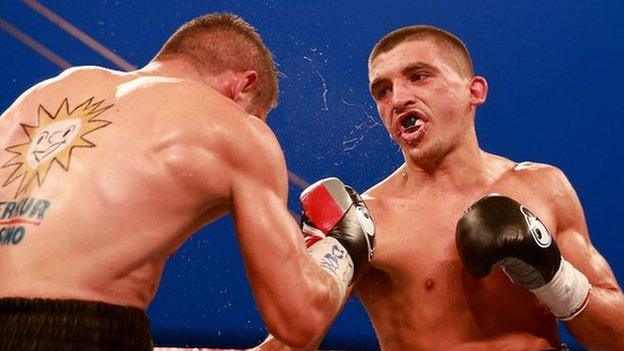 Lee Selby in action