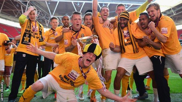 Cambridge United celebrate promotion