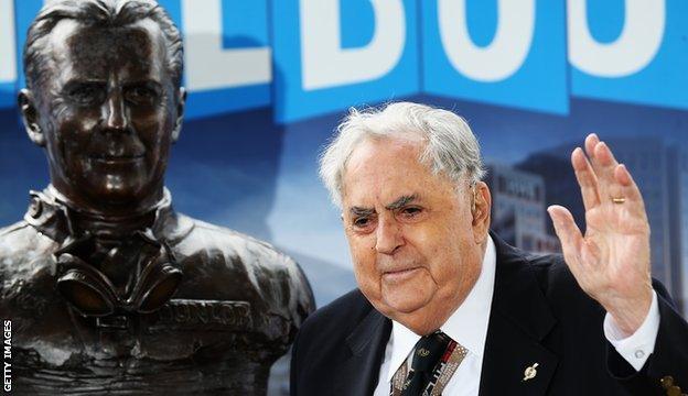 Sir Jack Brabham at the unveiling of a statue in his honour at the Australian Grand Prix in 2013