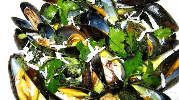 Mussels in their shells