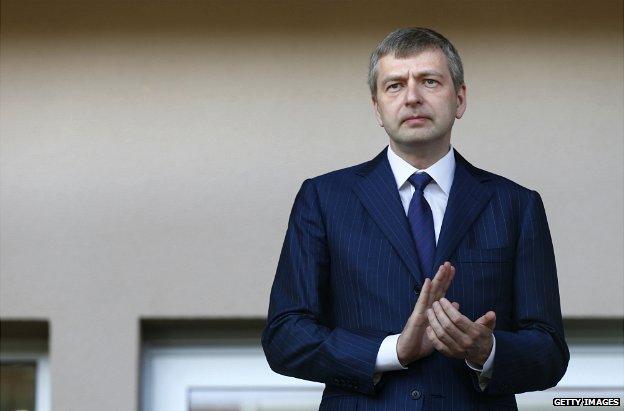 Dmitri Rybolovlev applauds during an AS Monaco match against Caen - 4 May 2013