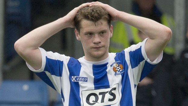 Kilmarnock right-back Ross Barbour