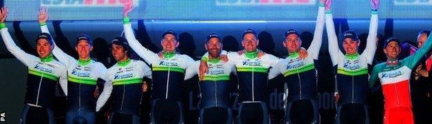 Orica GreenEdge team after winning stage one