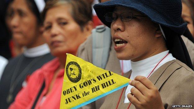 Nun protesting the reproductive bill in Philippines