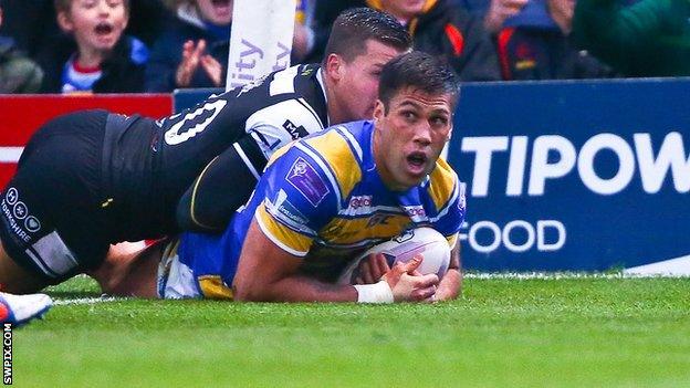 Leeds' Joel Moon scores the opening try against Hull