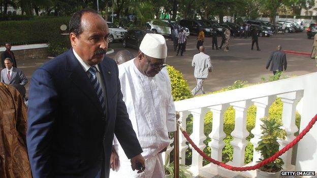 African Union chairman and Mauritania President Mohamed Ould Abdelaziz (left) with Mali President Ibrahim Boubacar Keita in Bamako on May 22, 2014
