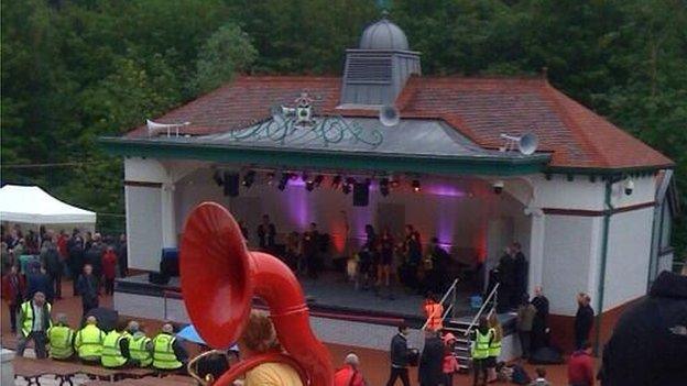 Kelvingrove bandstand