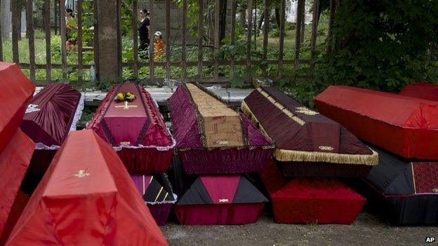 Coffins of pro-Russian separatists in Donetsk (29 May 2014)