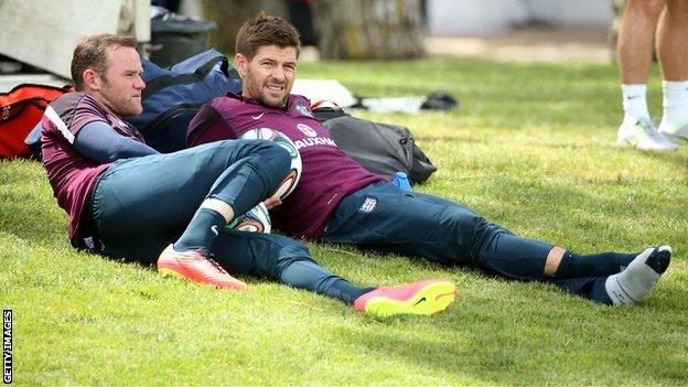 Wayne Rooney and Steven Gerrard