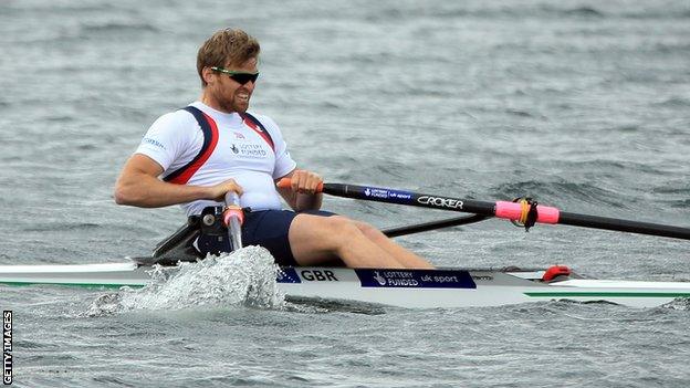 Alan Campbell is through to the semi-finals of the single sculls at European Rowing Championships